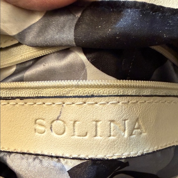 Chic Beige Shoulder Bag - Picture 3 of 4